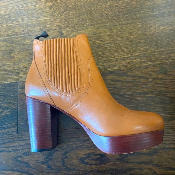 Marc Jacobs Platform Ankle Boot - Picture 4 of 6